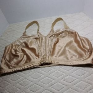 ⬇️ Playtex front close posture bra.